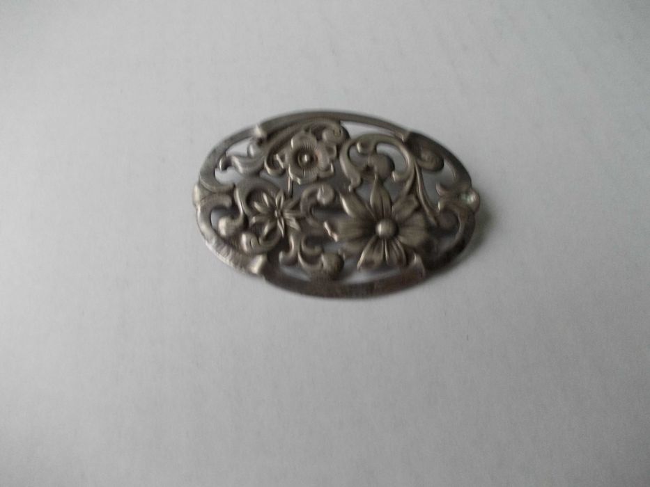 Brosa veche din argint 9