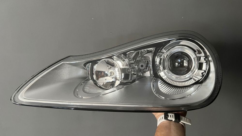 Porsche Cayenne ляв фар ксенон фарове xenon Порше Кайен