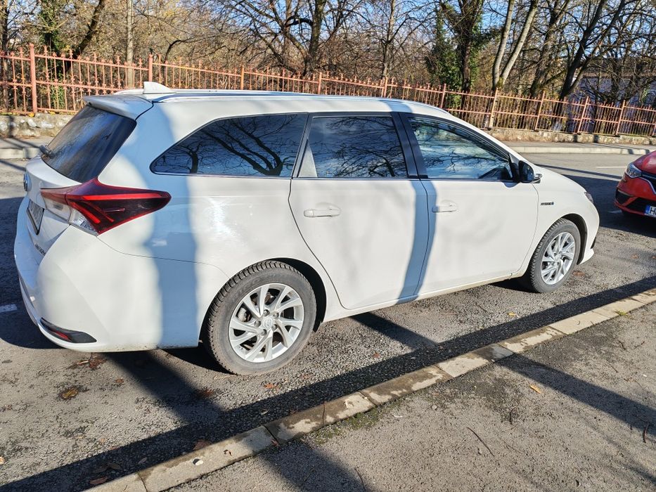 Toyota Auris automata Gpl Hybrid