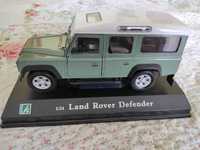 Модел на Land Rover Defender 1/24, макет на автомобил