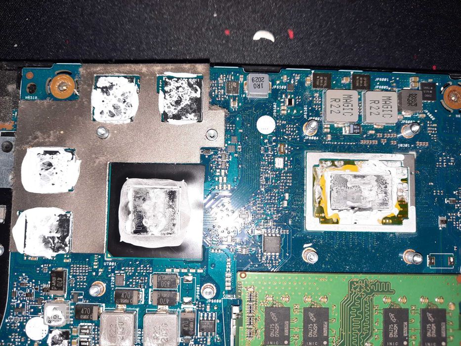 Servicii de mentanta si instalare pentru laptop si PC - Fresh Laptop