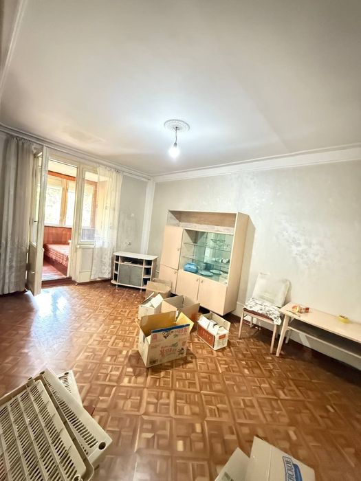 Продажа Чиланзар 26 квартал 2/3/5 Кирпичный дом, балкон 2*6