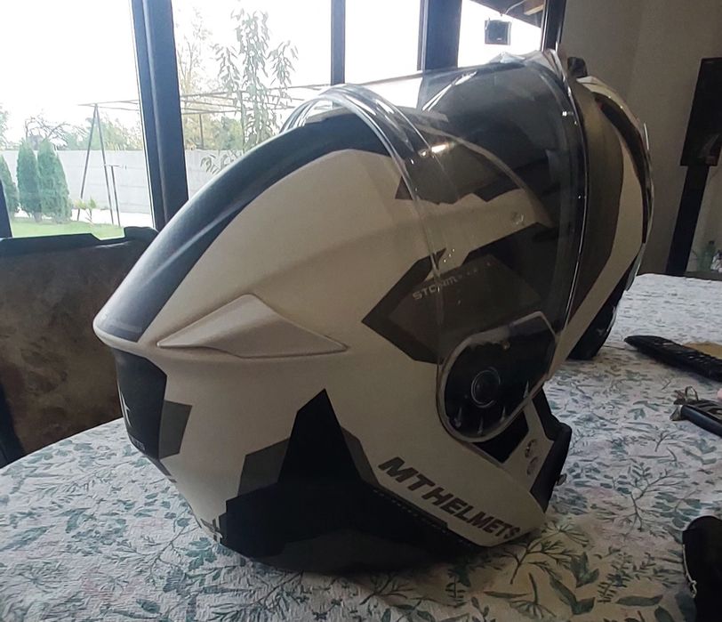 Мото екипировка..