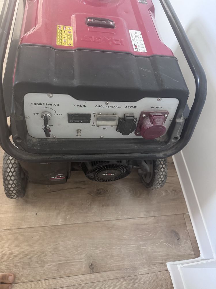 Generator de curent Senci 10000TE