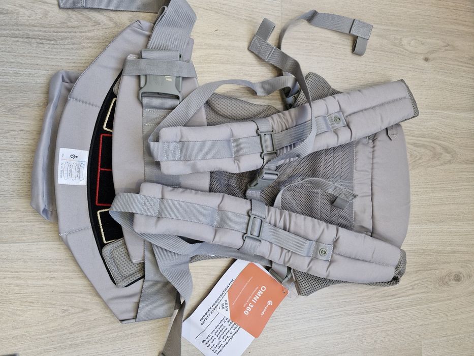 Нова раница Ergobaby Omni 360  breeze