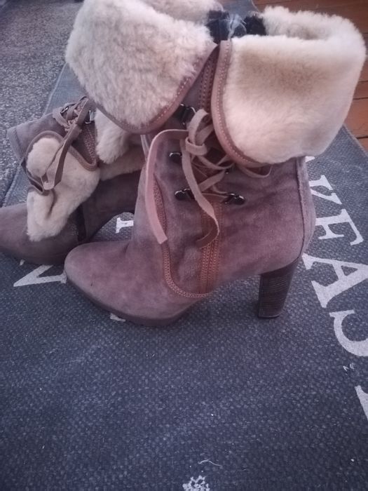 Боти на Manas di Lea Foscati