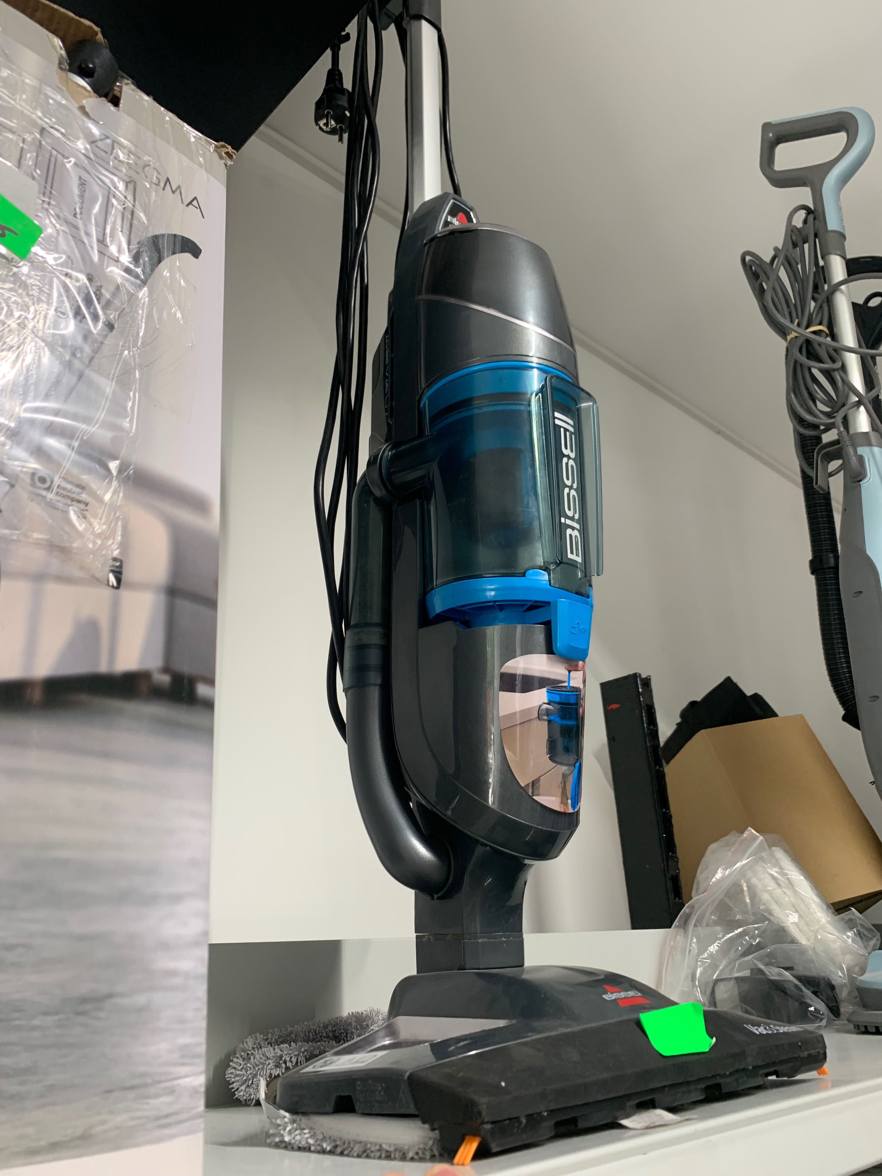 Aspirator Bissell Cu abur 2 in 1 VAC&STEAM