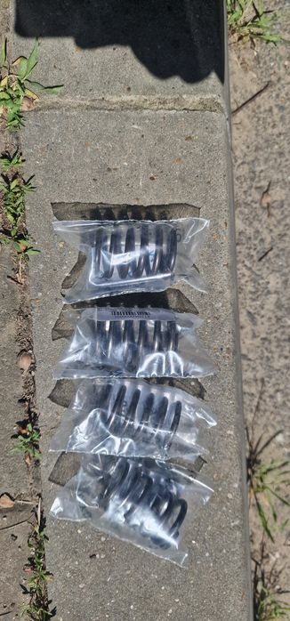 Arcuri supape tractor fiat 312 315 pret 163 lei bucata se poate trimit