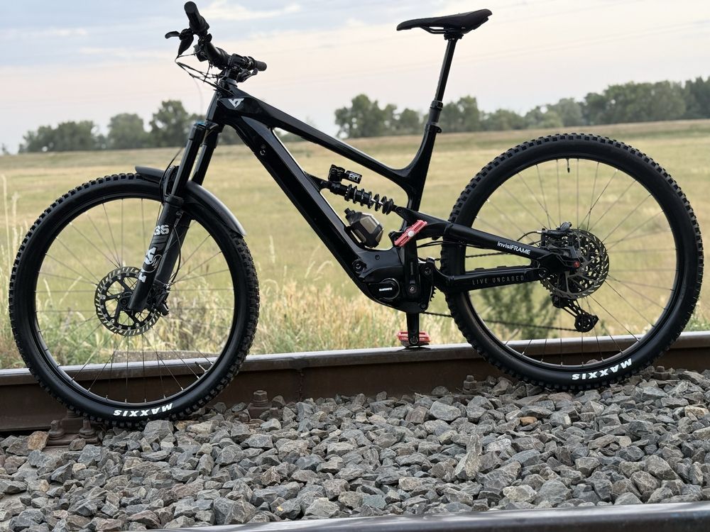Vand bicicleta electica YT Decoy
