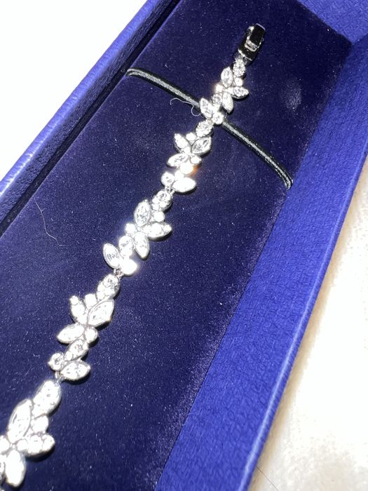 Гривна Сваровски