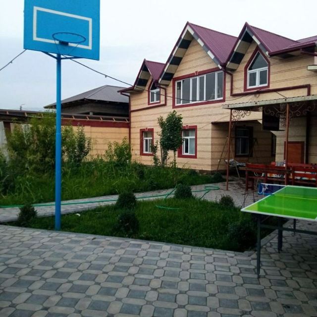 Dacha Boʻstonliq