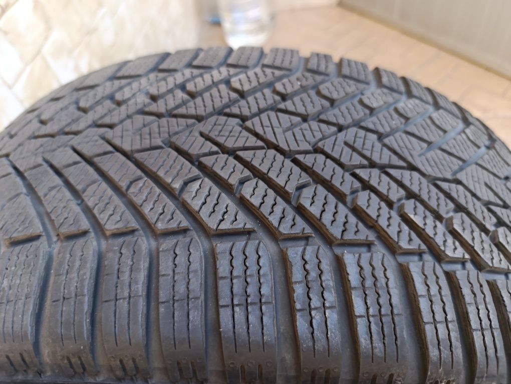 Зимни гуми Pirelli 275/40/22 315/35/22 dot 2723