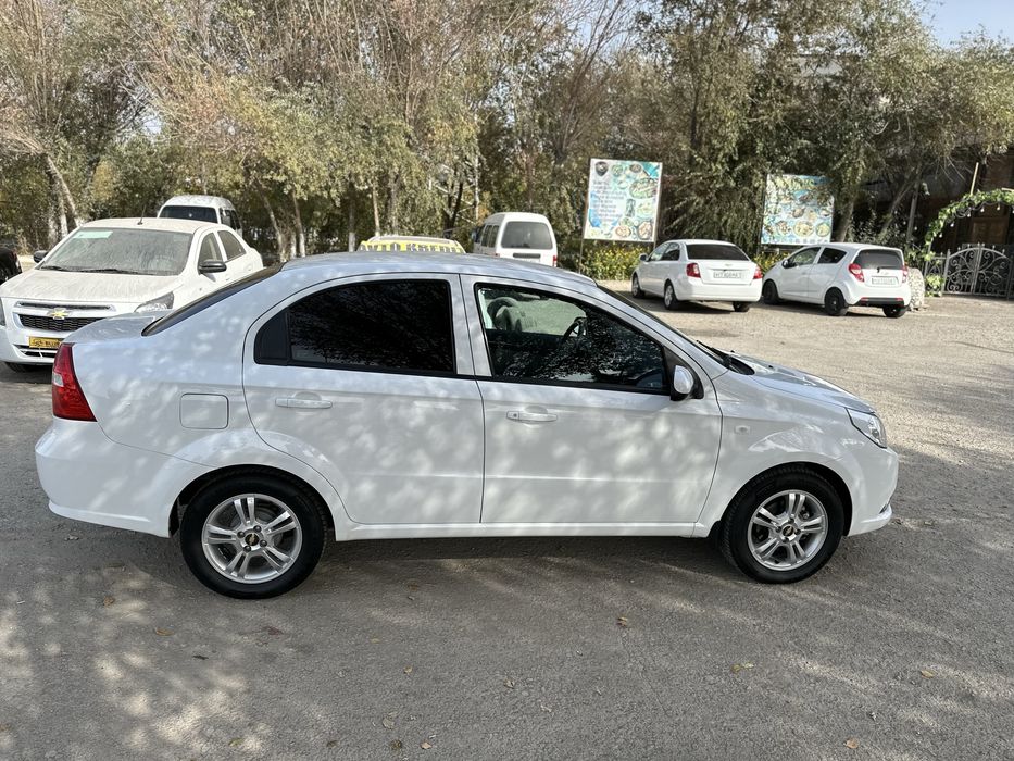 Срочно! Нексия 3 автомат 2022 й сотилади!