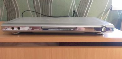 DVD player SANG/ работещо с кабело за захранване