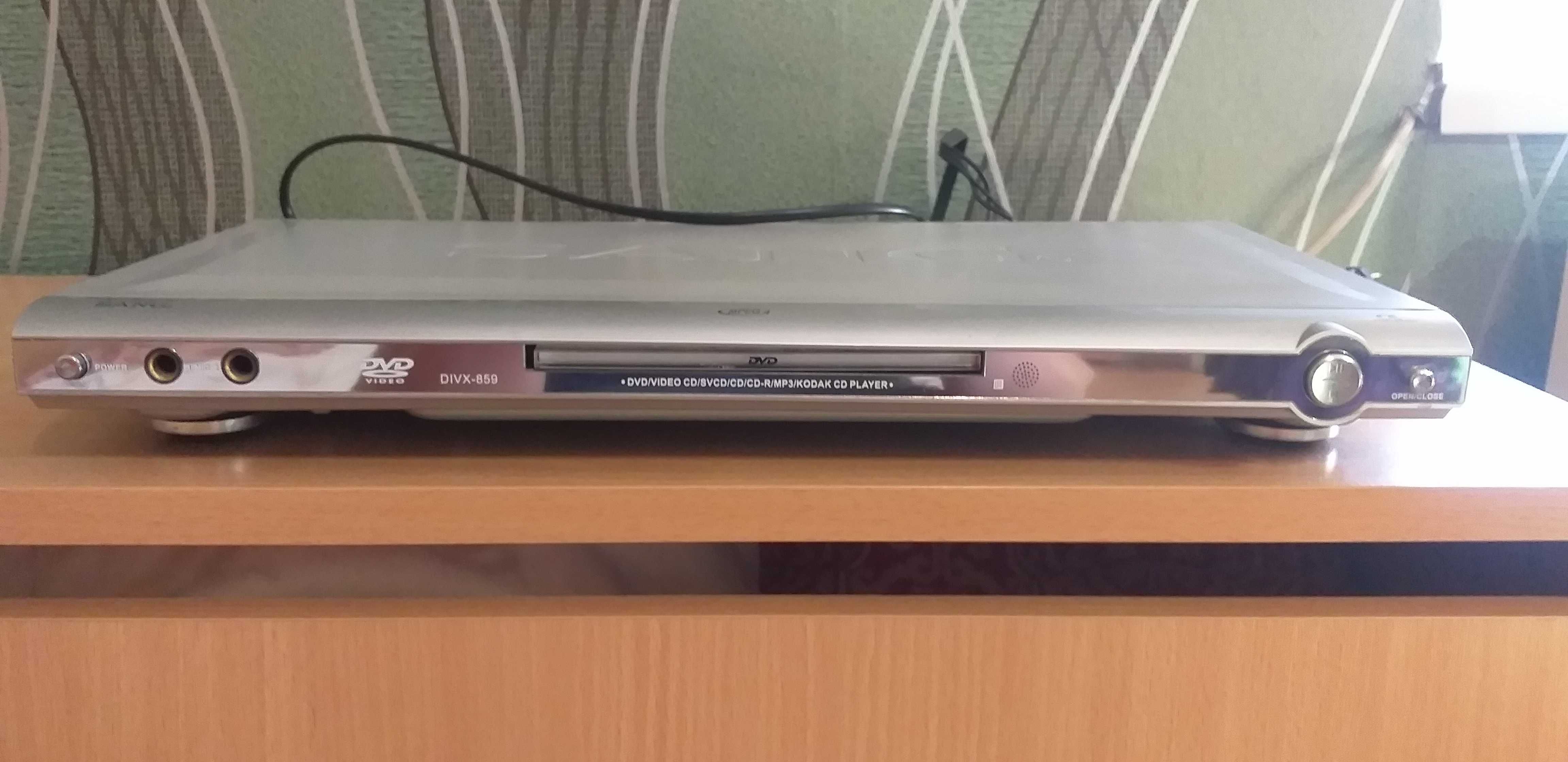 DVD player SANG/ работещо с кабело за захранване