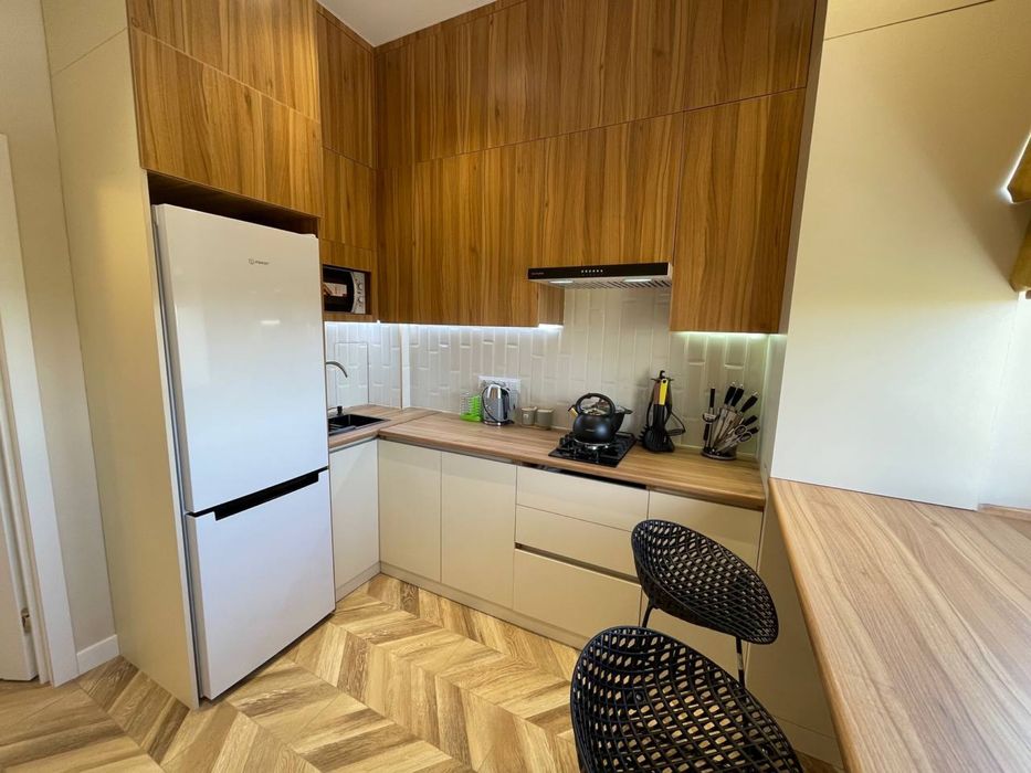 Юнусобод-8 жк Сезам 2-комнаты студия новостройка