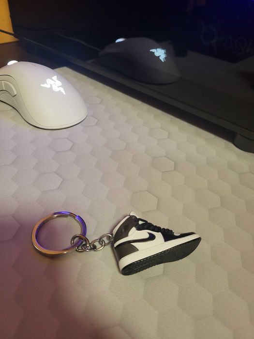 Breloc Jordan 1 Dark Mocha