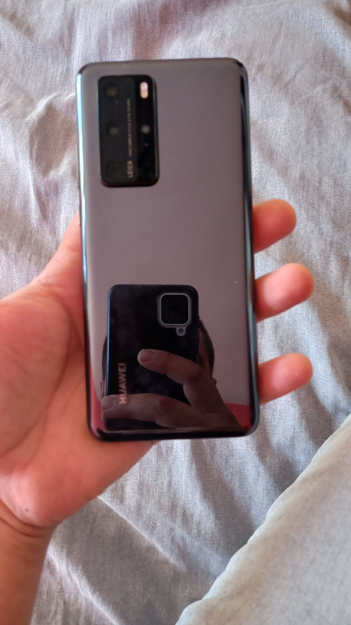 Huawei p40 pro в добро състояние