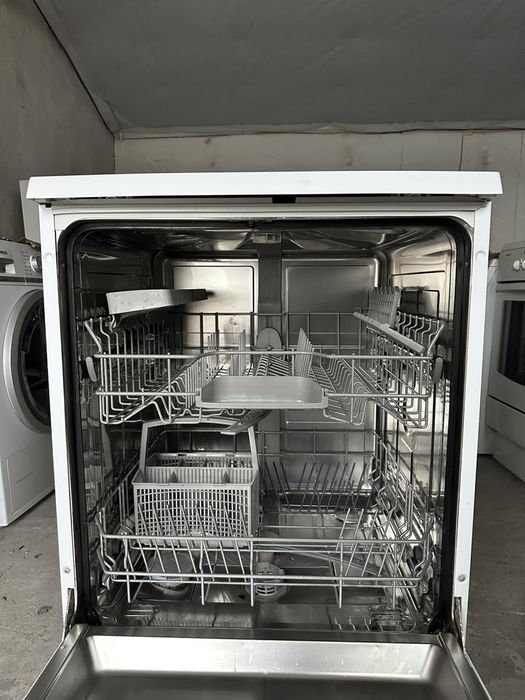 Съдомиялна +гаранция. Свободно стояща 60см. Безплатна доставка в София