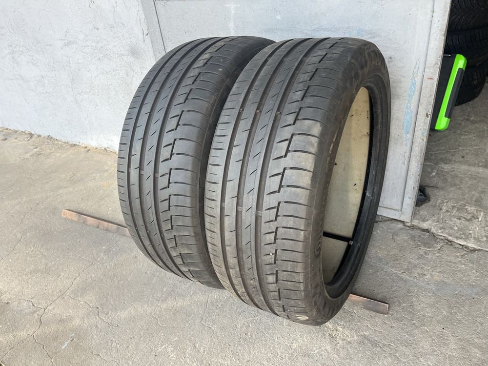 2 бр. летни гуми 235/45/19 Continental DOT 0419 5+ mm