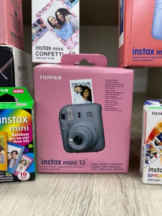 СКИДКА instax mini 12 новый оригинал в коробке