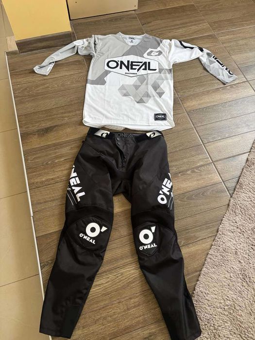 Бридж и блуза за  каране на мотор