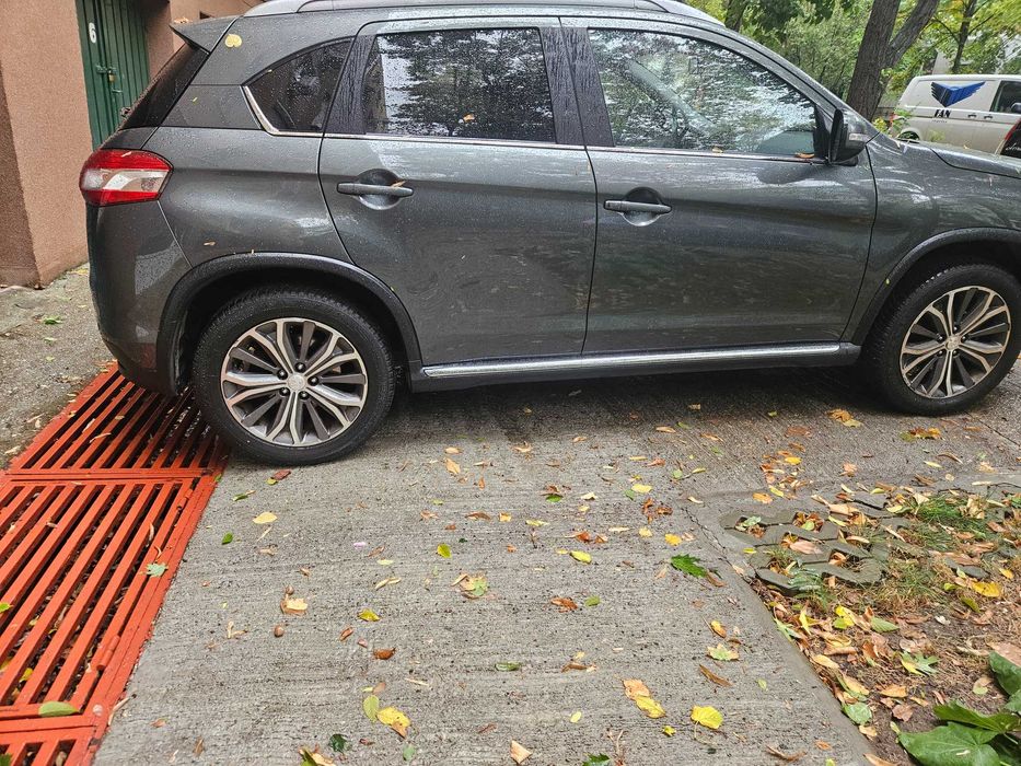 Peugeot 4008 18hdi, 158 mii km similar Mitsubishi ASX