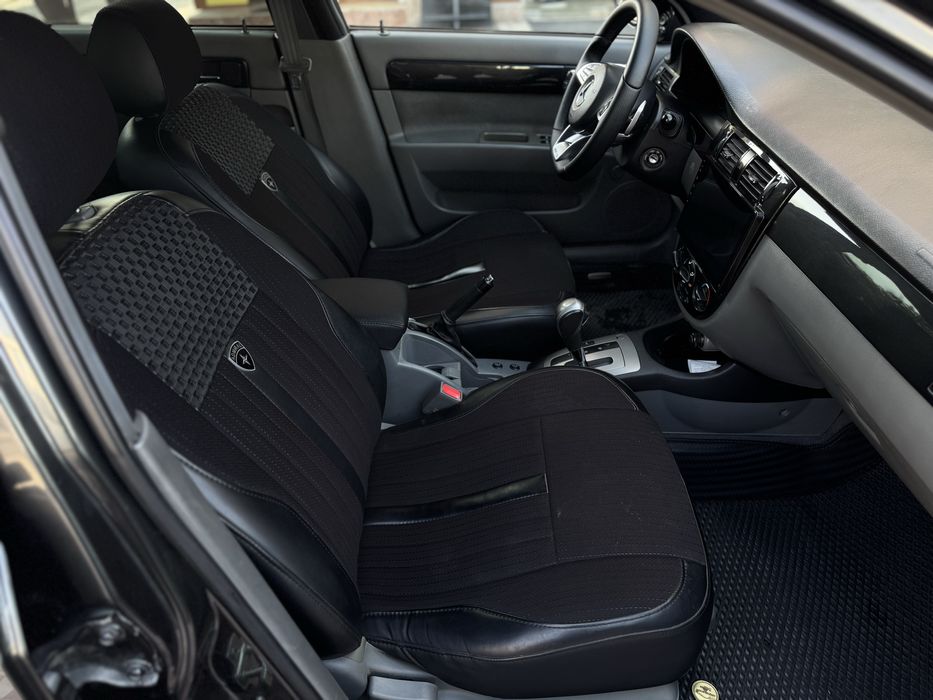 Gentra avtomat sotiladi