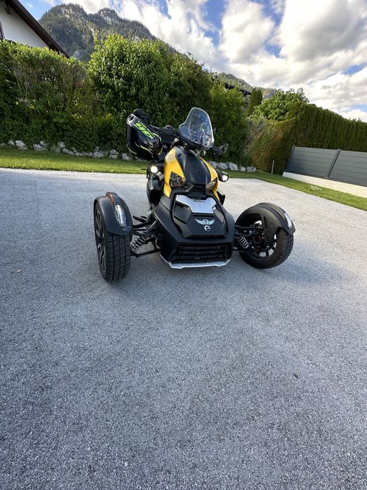 Can-Am Ryker 900 Rally Edition.