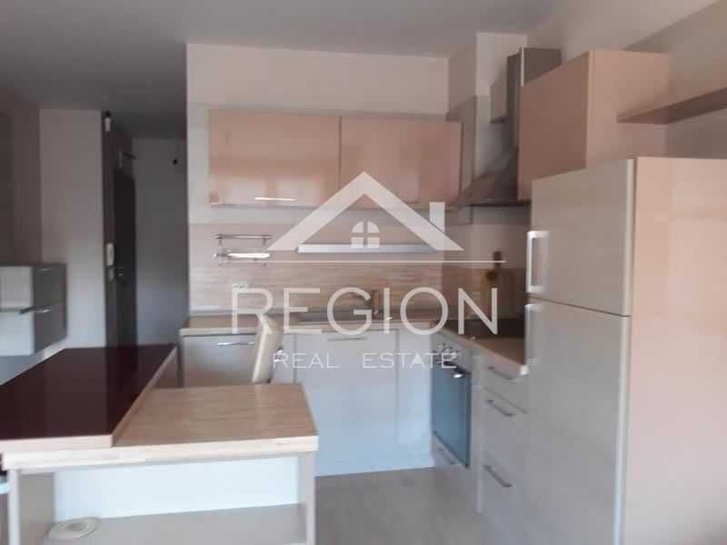 Дава се под наем Двустаен апартамент в Варна, Възраждане 1 - 60 кв.м за 331.5 € - Снимка #1