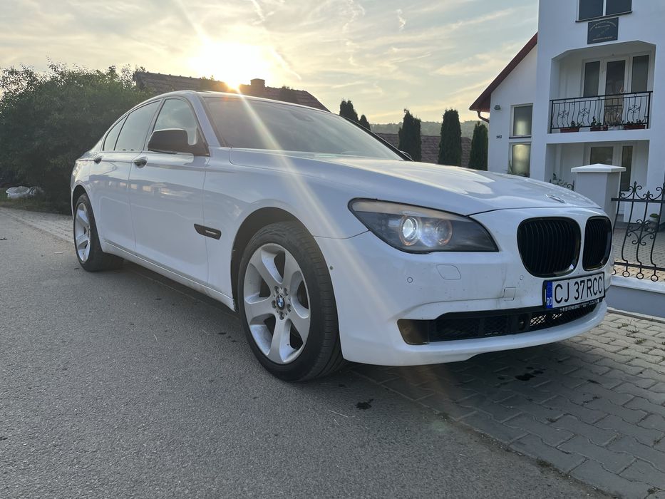 Vand BMW seria 7 F01 730 diesel 245 cai euro 5