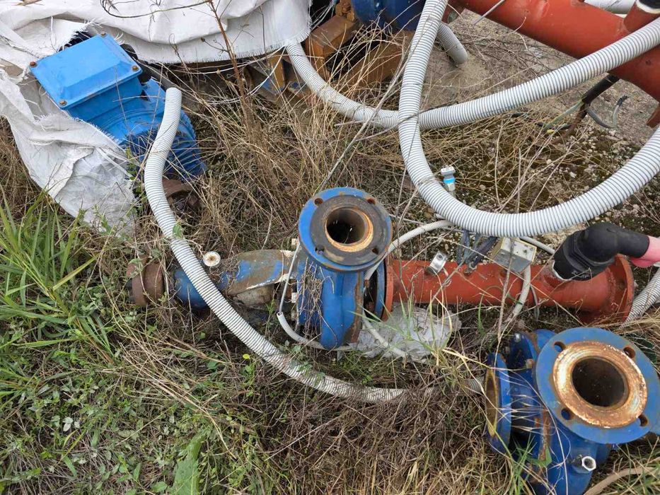 Помпи с мотори 37kw, 92kw с инвертори 45kw,110kw и табло за управление