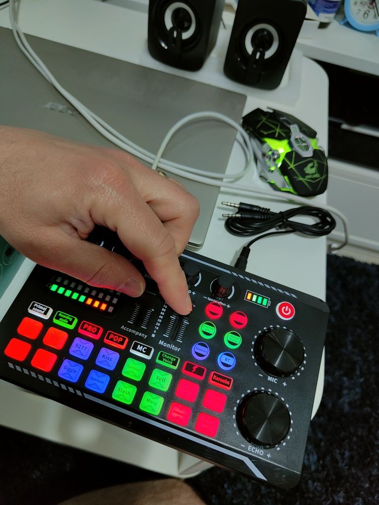 Mixer Audio Bluetooth Consola DJ Podcast Live Efecte de sunet și voce