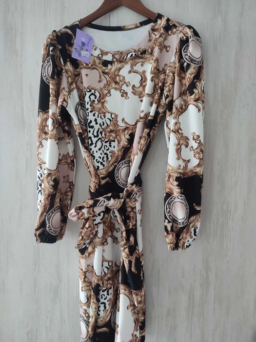 Дамска нова рокля