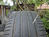 1бр. 275 35 21 Pirelli лятна.