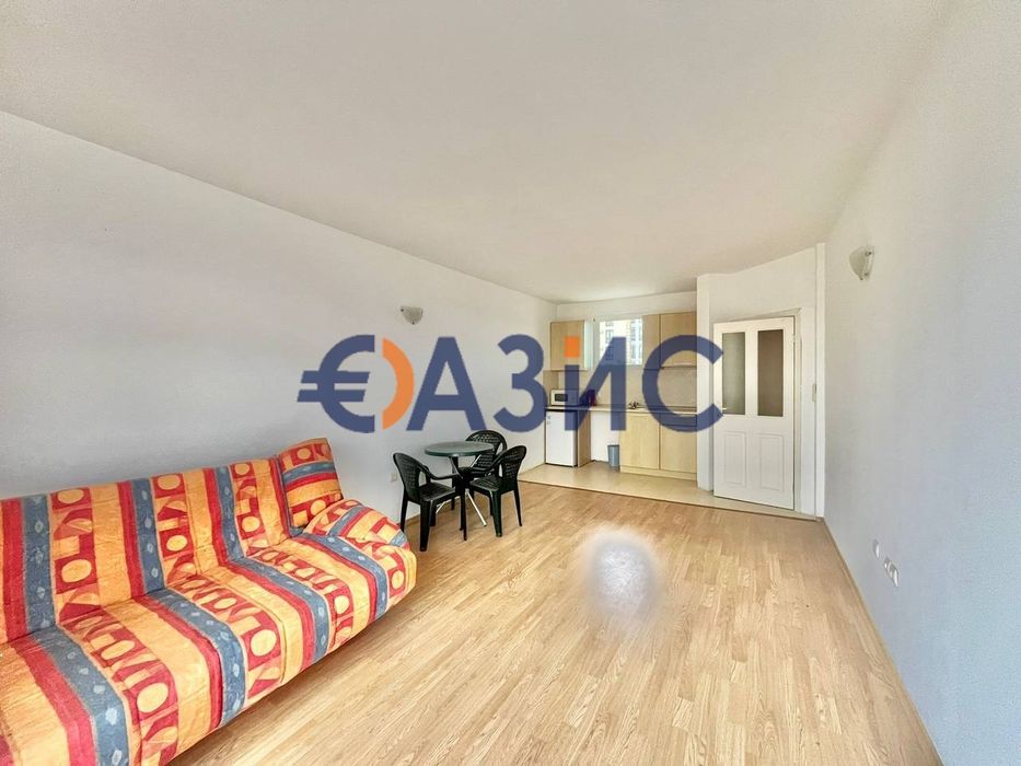 Продава се Двустаен апартамент в Свети Влас - 68 кв.м за 600 €/кв.м - Снимка #6