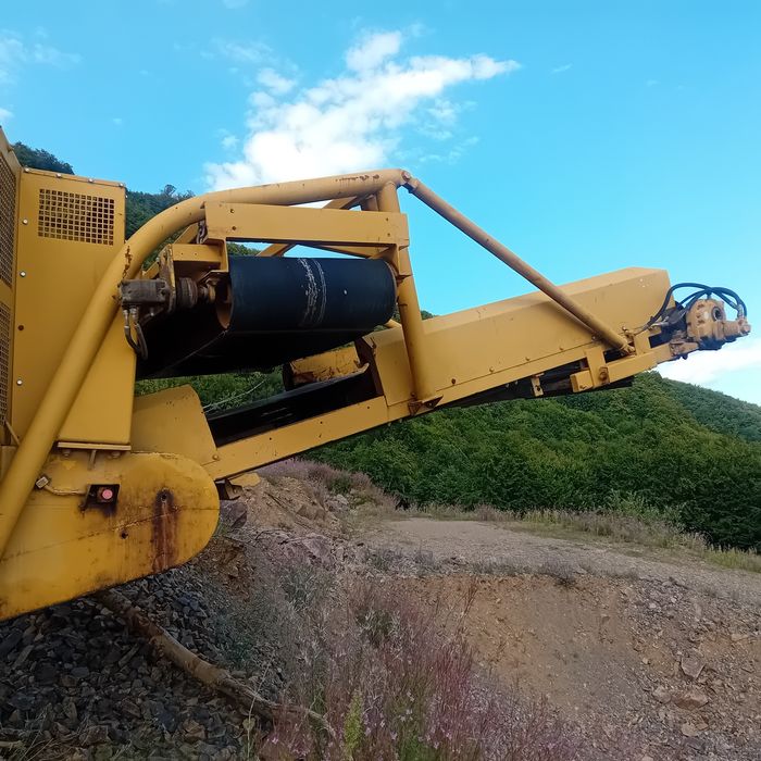 Vând concasor mobil cu falci Parker