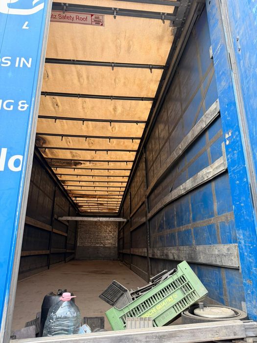 Semiremorci Kögel si Schmitz