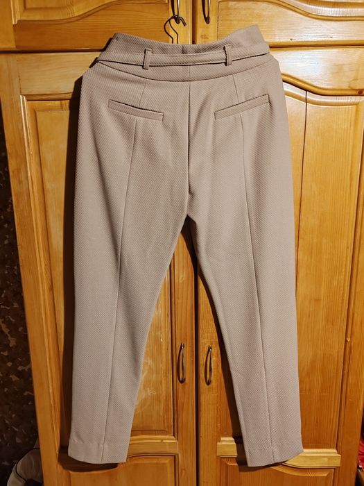 Дамски маркови панталон.MARCIANO GUESS