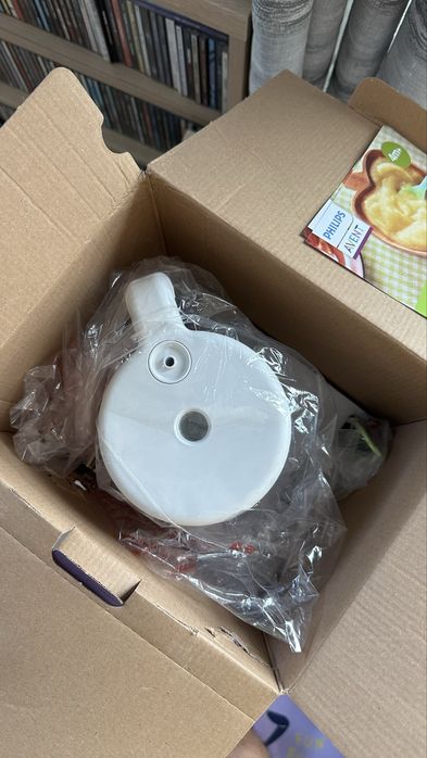 Philips Avent - Уред за готвене на пара и бледер 2 в 1