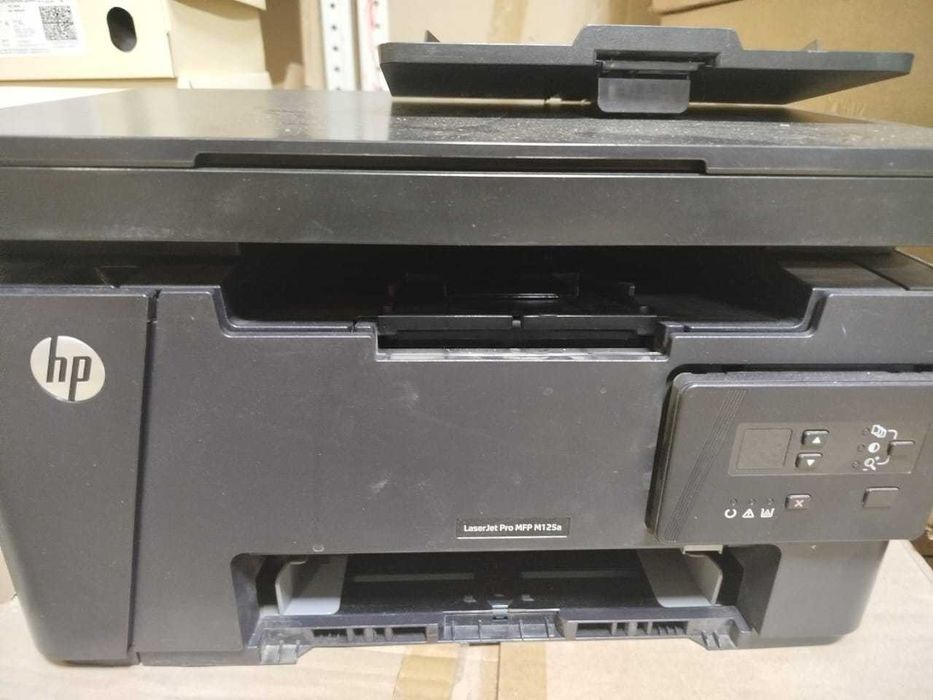 МФУ копир, сканер, принтер, системный блок 
Мониторы