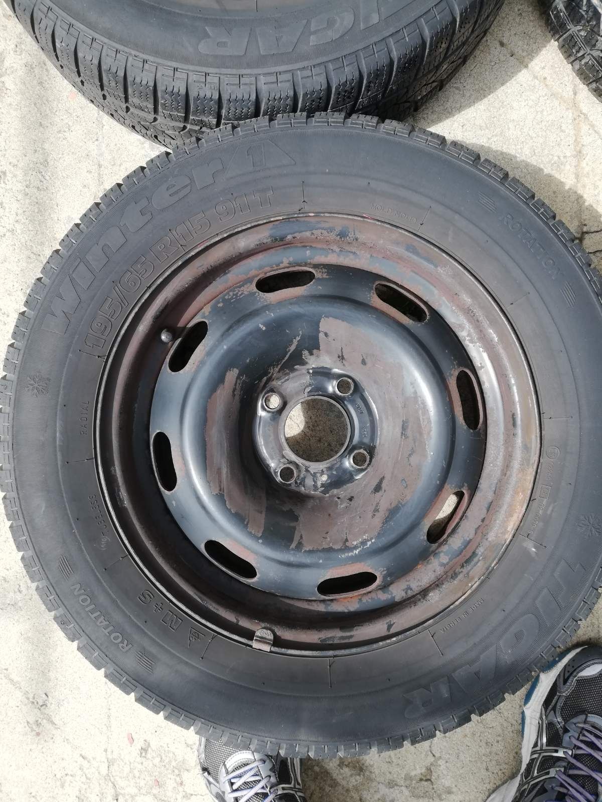 Джанти с гуми за пежо 15"