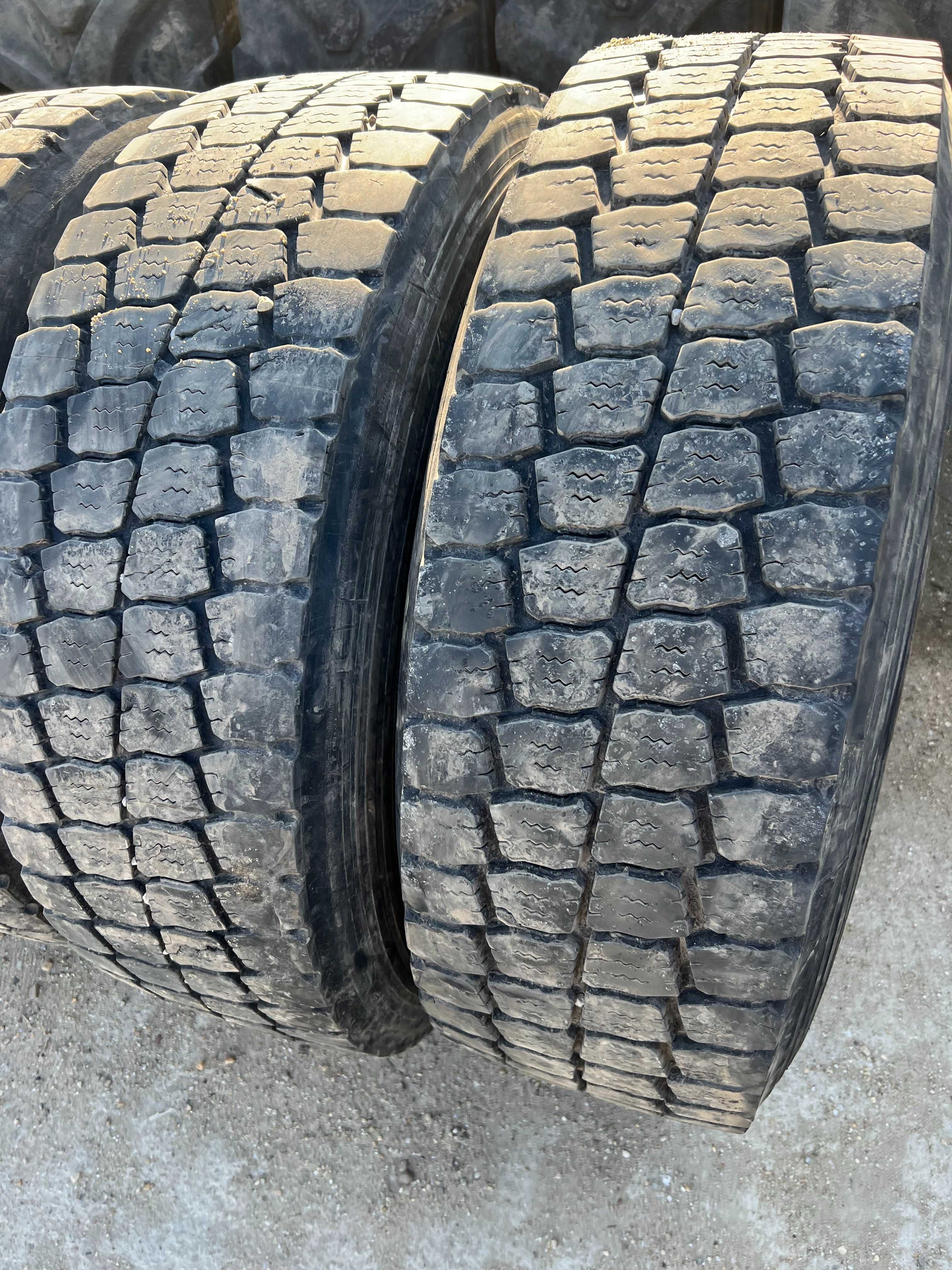 Anvelope sh 305/70 R19,5