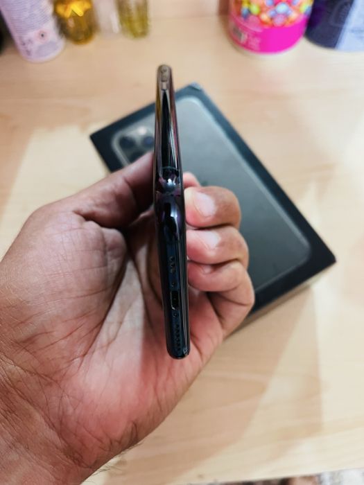 Продаю Iphone 11 pro 256 gb в идеальном состоянии