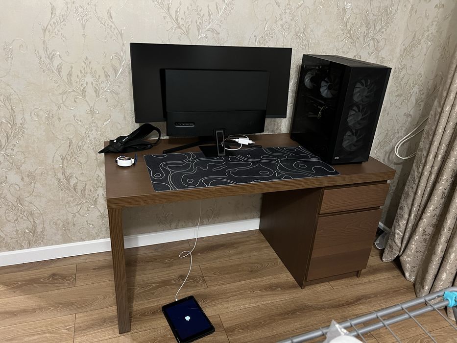 Компьютерный стол ИКЕА