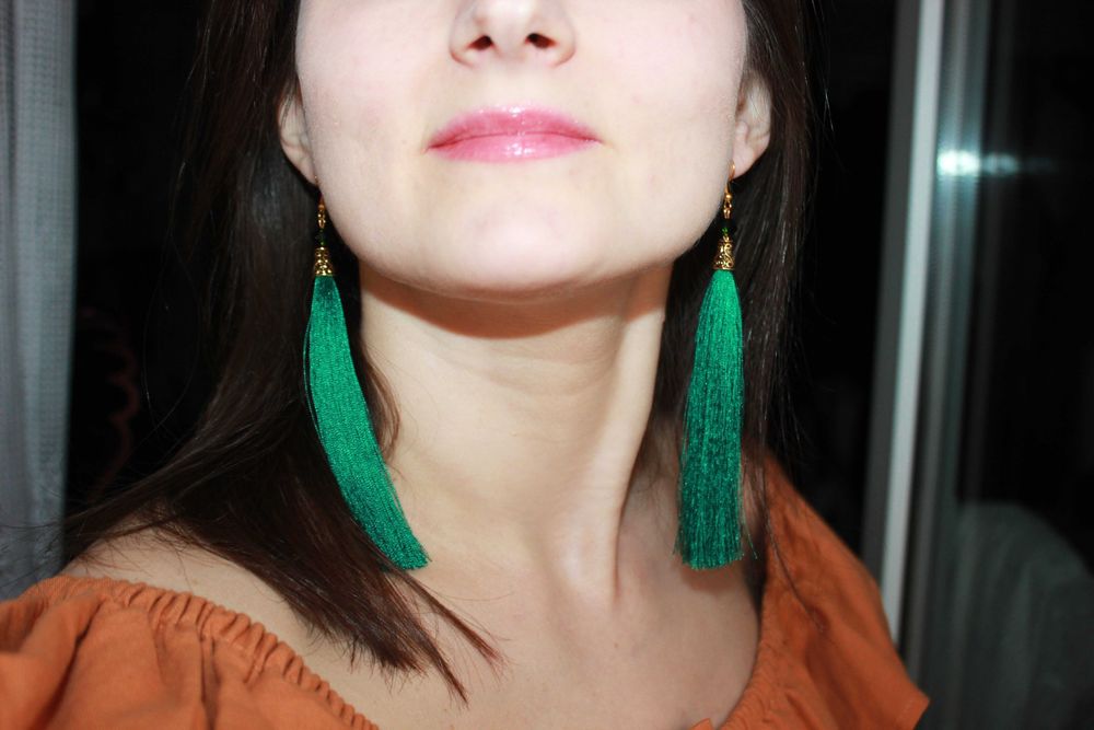 Серьги кисти изумрудные