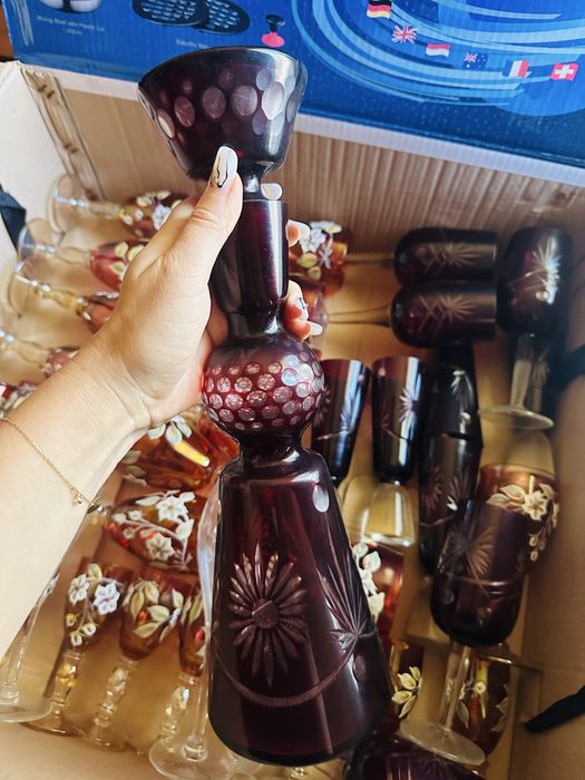 Seturi cristal rosu Rubin