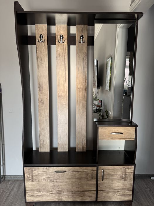 Шкаф для прихожей