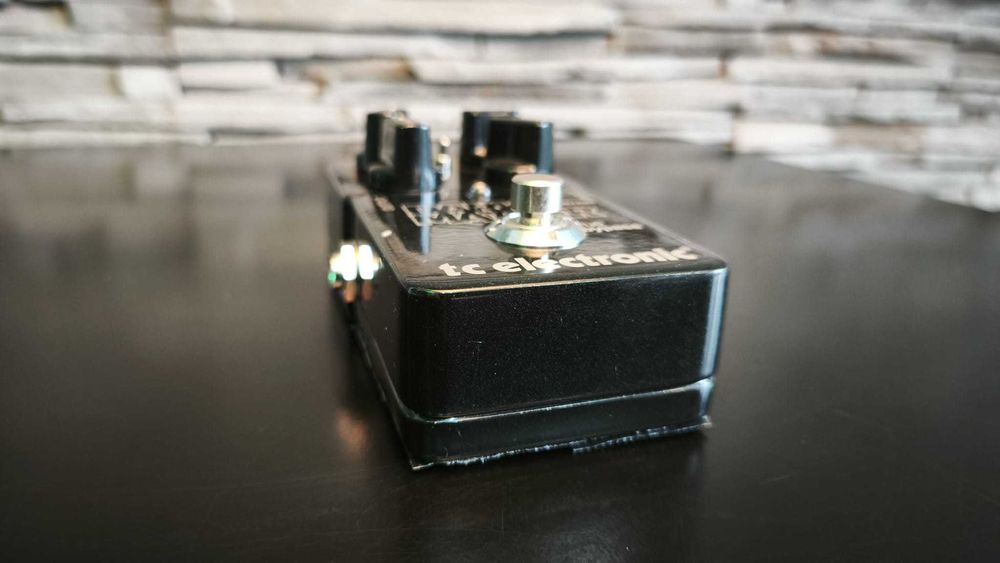 Pedala chitara electrica TC Electronic Dark Matter Distorsion Garantie