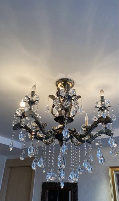 Люстры 2 штуки в одном стиле качественные